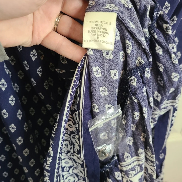 Aratta Silent Journey Size Medium boho floral maxi skirt Navy Rayon NWOT - Picture 8 of 9